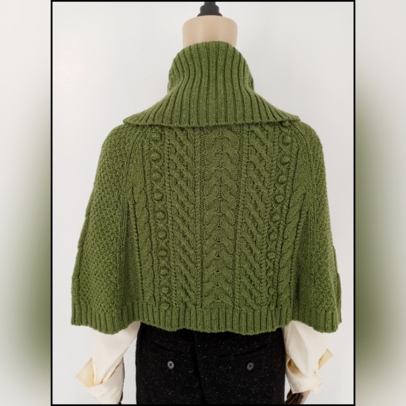 BCBGMaxAzria - Picture 4 of 7